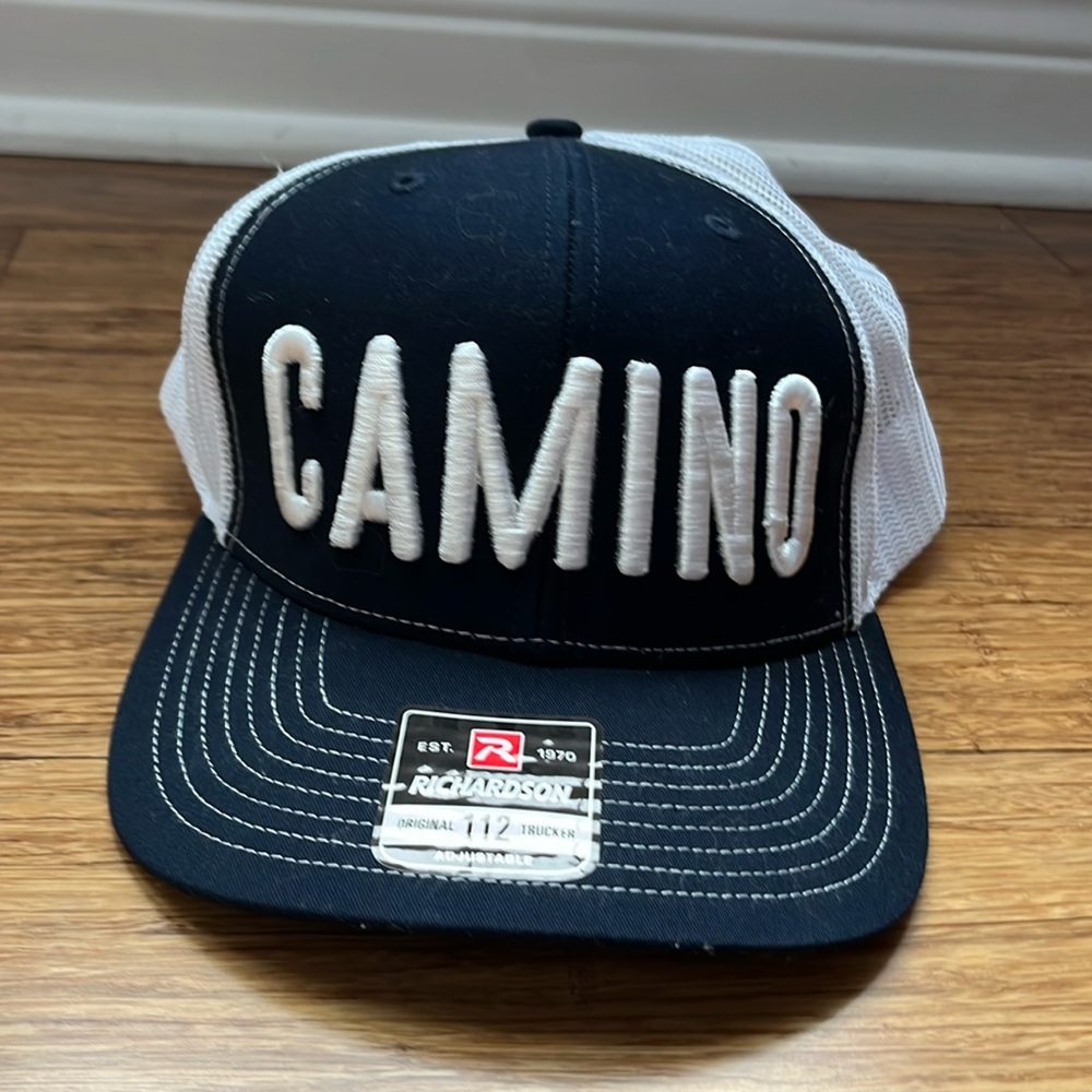Camino Richardson trucker hat